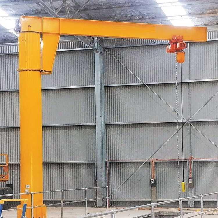 Free standing rotating jib crane