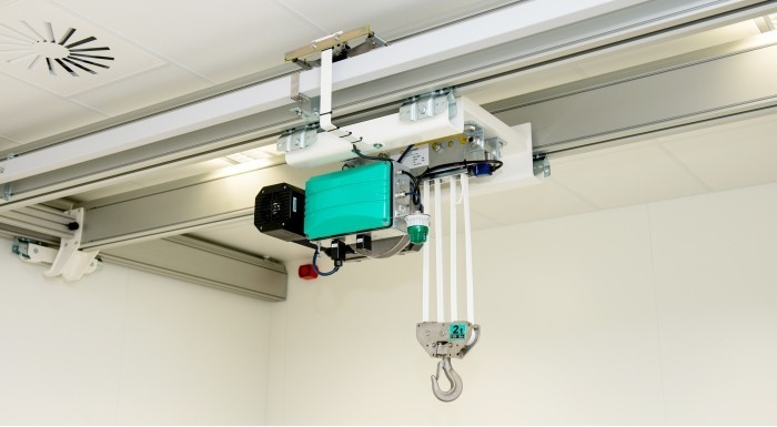 Cleanroom electric belt hoist crane