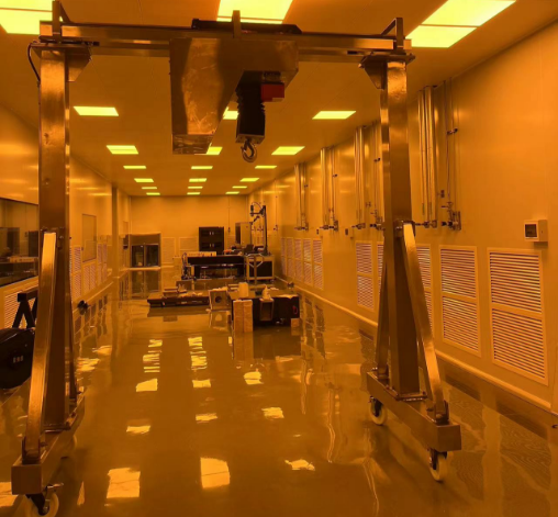 Cleanroom dustproof gantry crane