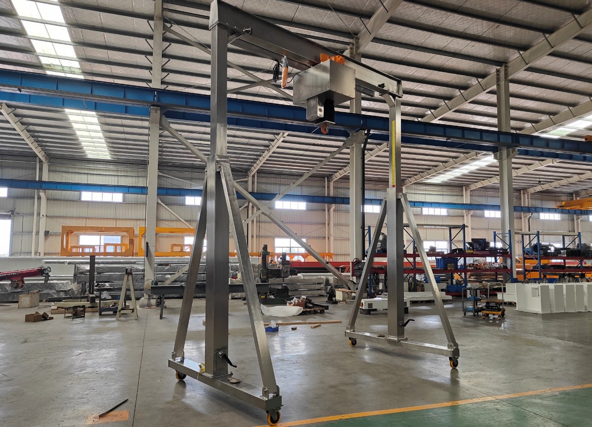 How to Operate Stainless Steel Adjustable Gantry Crane