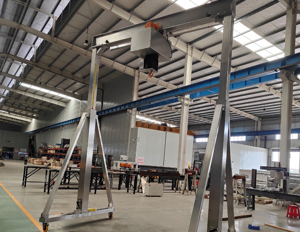 Adjustable Height Stainless Steel Gantry Cranes
