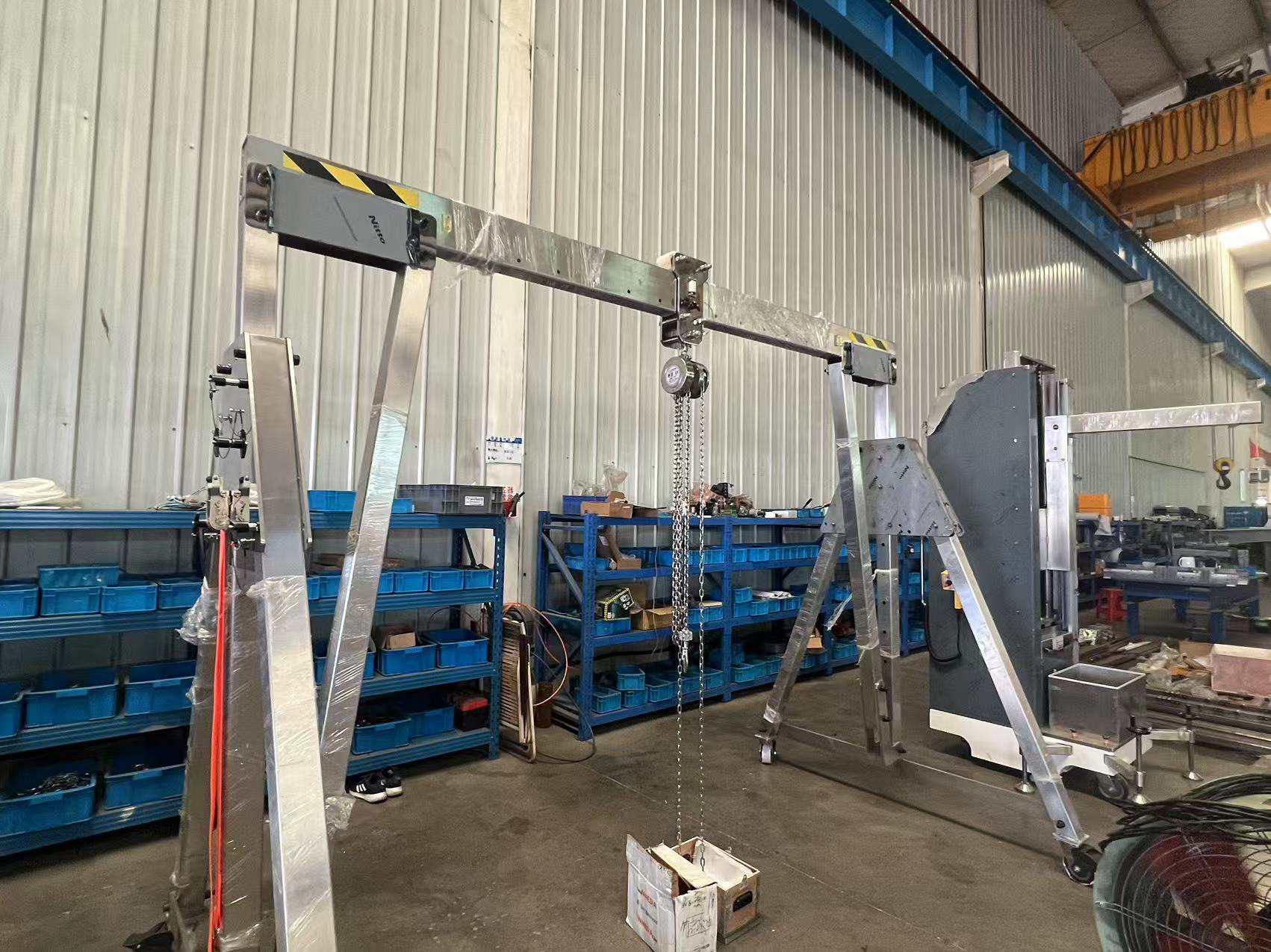 Stainless steel manual gantry crane